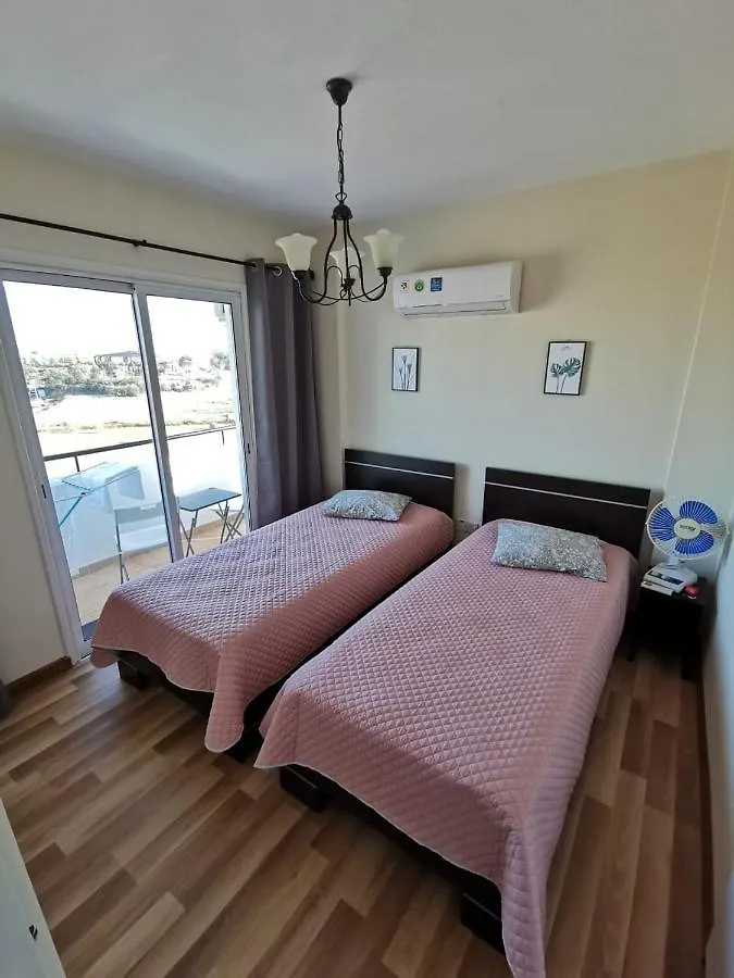 Apartment Must Stay - Sea & Salt Lake Panoramic View Apt Larnaca